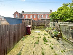 Yard- click for photo gallery